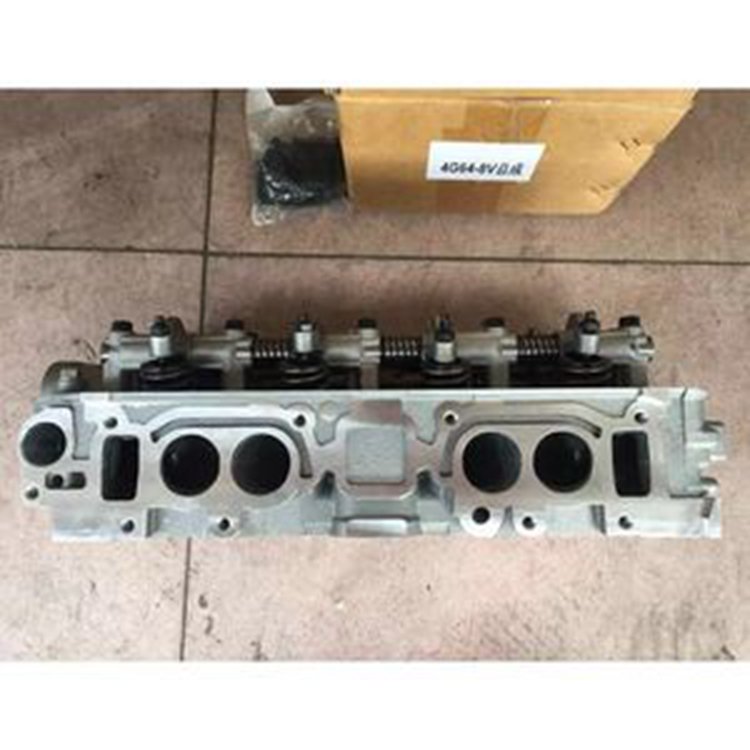 8V Cylinder Head for Mitsubishi Engine 4G64