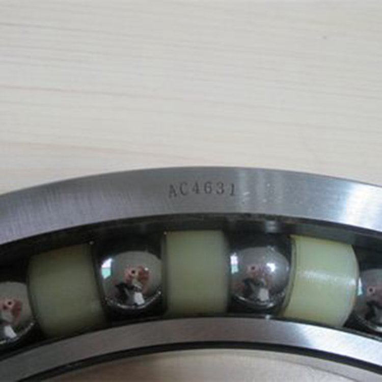 KOBELCO SK200-1 Travel large bearing AC4631