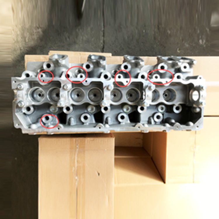 Cylinder Head for Toyota Engine 1KZ-T