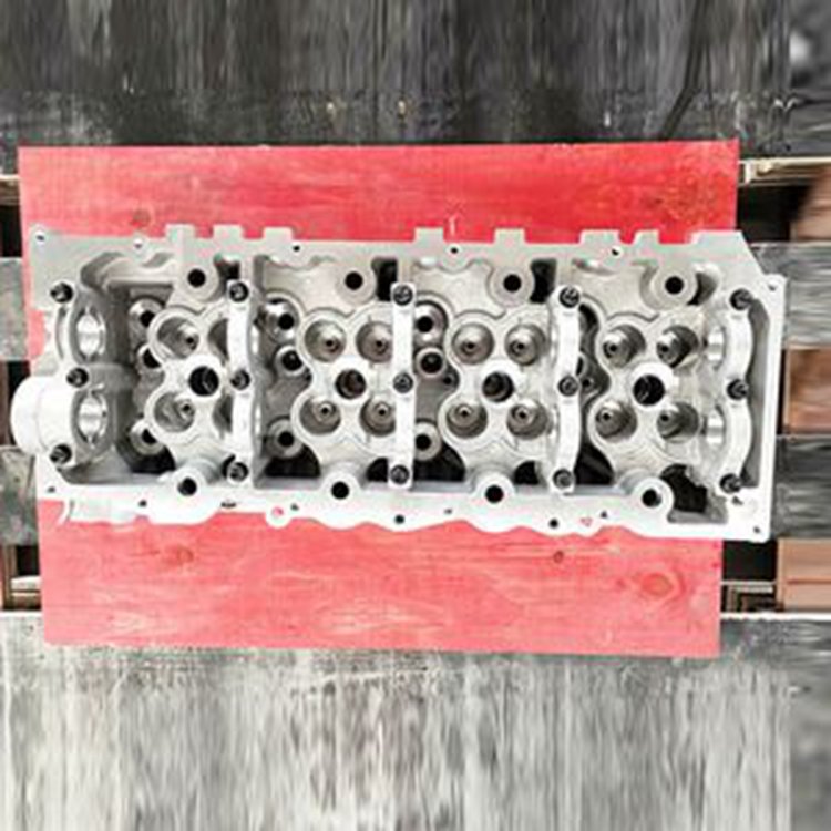 Cylinder Head for Toyota Engine 2KD-FTV 2KD